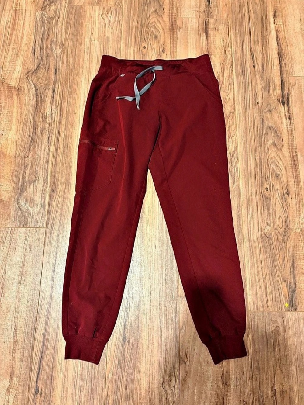 FIGS Technical Collection scrub pants Burgundy Scrub Pants Size Small